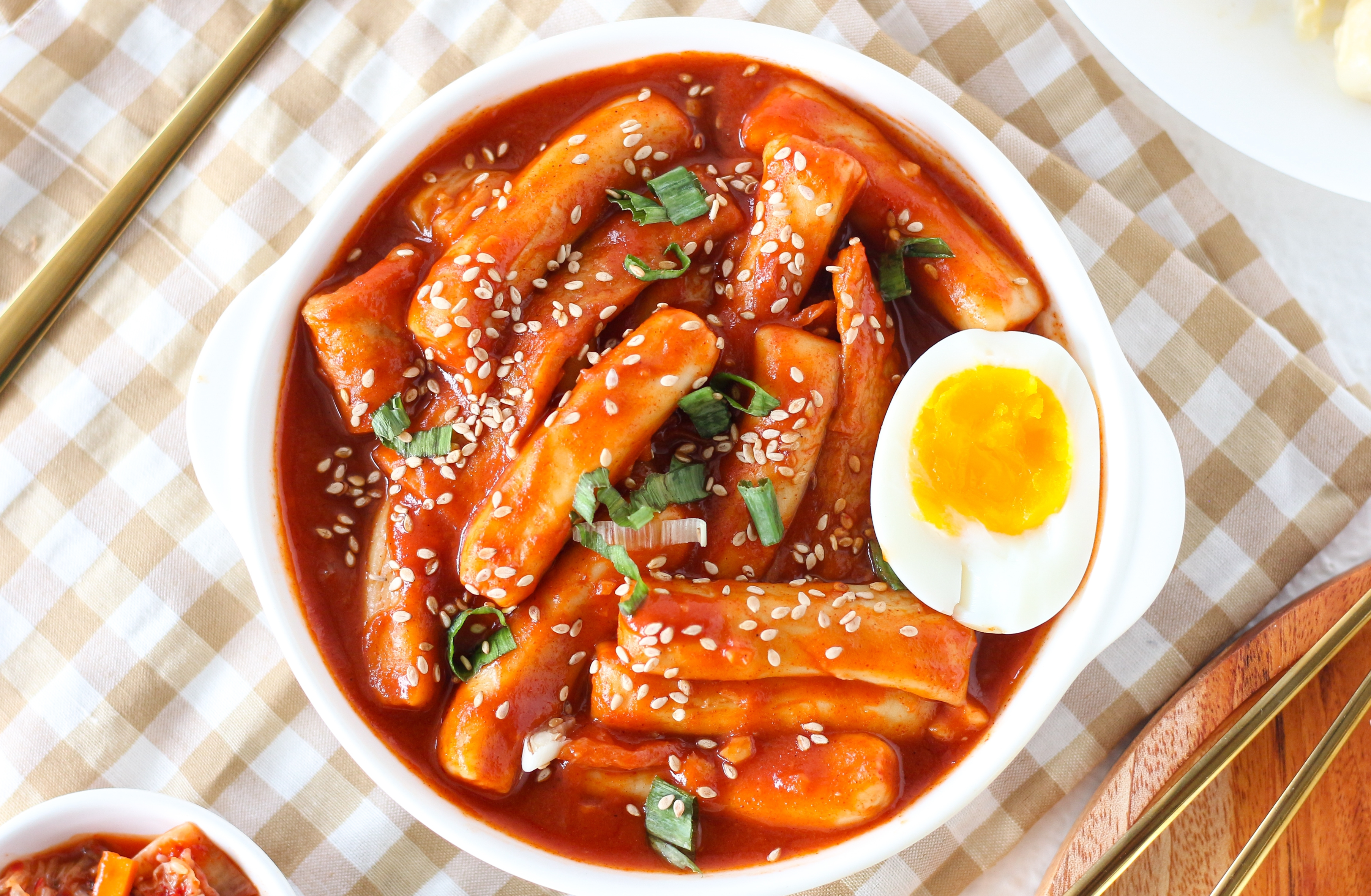 Tteokbokki with Chilli Master Sauce (or Udon Noodles)